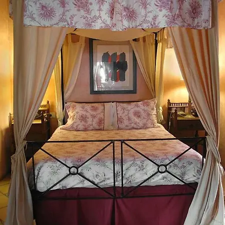 Apartment Sleeps 6 Pool Wifi *